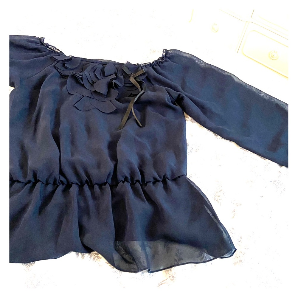 Blue/black off shoulder ruffle top with design